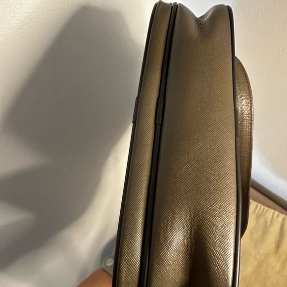 Burberrys Vintage Plaid Crossbody Bag - Picture 9 of 13